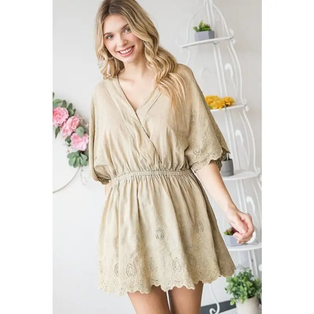 057 Oli & Hali Washed Surplice Front Eyelet Hem Peplum Blouse Size Medium